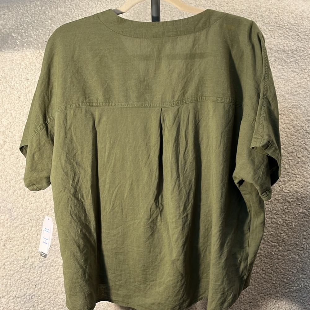 TIME and TRU  Women’s Button Tie Shirt - Picture 5 of 5
